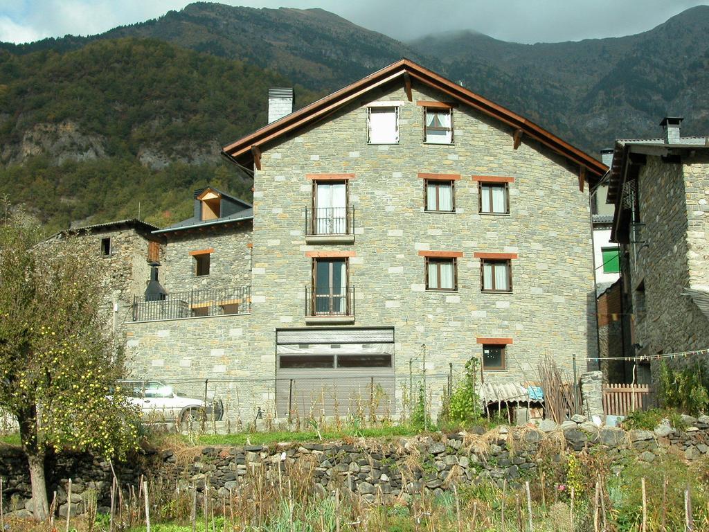 Apartamentos Estop Sahun Zewnętrze zdjęcie