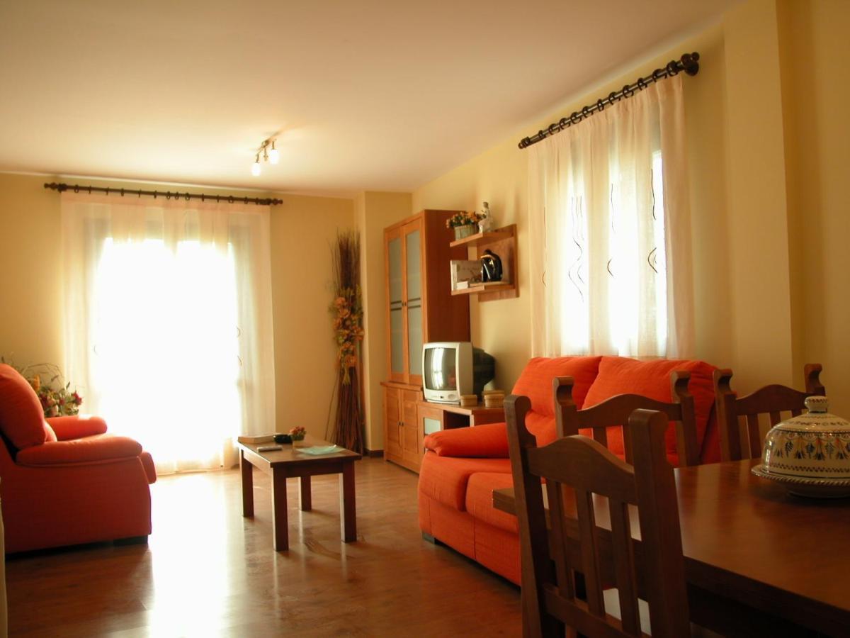 Apartamentos Estop Sahun Pokój zdjęcie